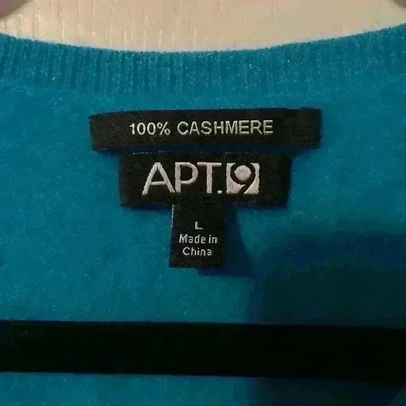 Apt.9 Woman’s Blue 100% cashmere v-neck‎ pullover sweater size L - Picture 3 of 8